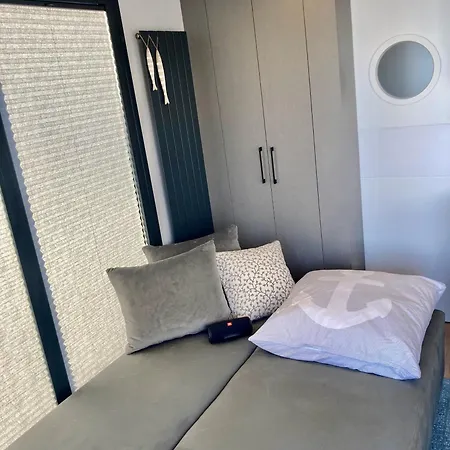 Hausboot - Schwimmende Feststehende Direkt Auf Der Havel Mit Weitblick Aufs Wasser كيتسين