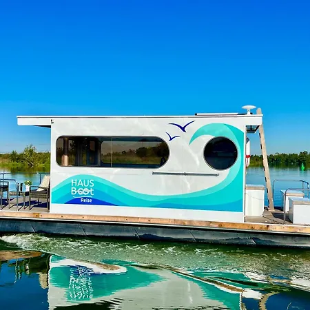 Hausboot - Schwimmende Feststehende Direkt Auf Der Havel Mit Weitblick Aufs Wasser *
