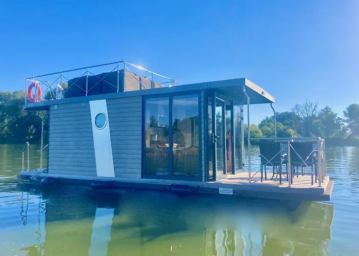 Hausboot - Schwimmende Feststehende Direkt Auf Der Havel Mit Weitblick Aufs Wasser Tekne Ketzin