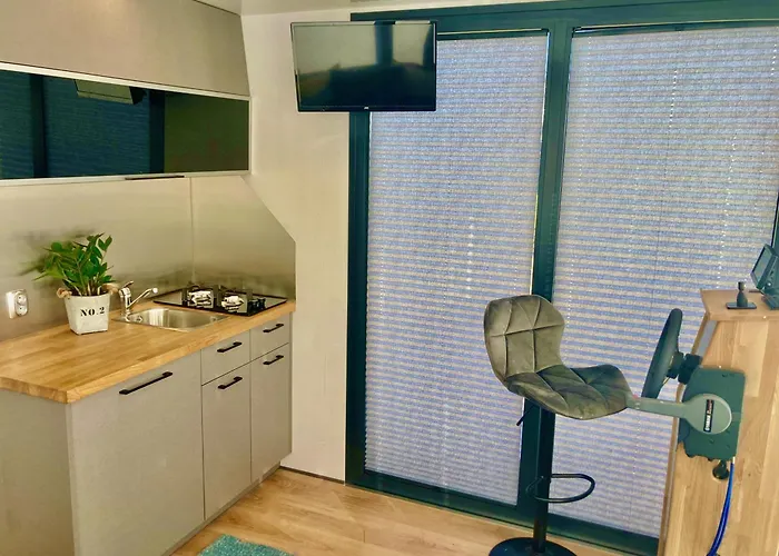 Hausboot - Schwimmende Feststehende Direkt Auf Der Havel Mit Weitblick Aufs Wasser Ketzin