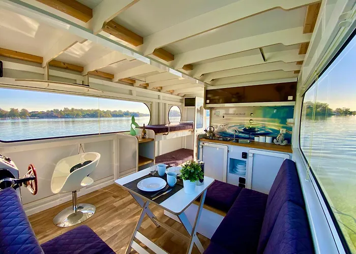 Tekne Hausboot - Schwimmende Feststehende Direkt Auf Der Havel Mit Weitblick Aufs Wasser *